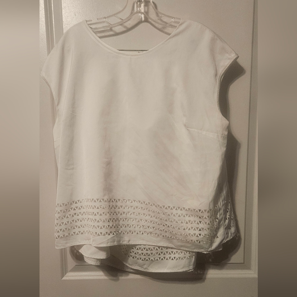 Worthington Women's two-piece white skirt set.